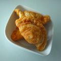 Cooksnap dari Diyan Titin Sumarni untuk resep Curry Puff aka Pastel Singapura aka Karipap Pusing (Step by Step)