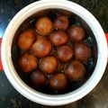 Debalina Sarkar Sutradhar's cooksnap of when they made গুলাব জামুন.