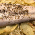 El cooksnap de mambanegra cuando hizo Merluza al horno con patatas panaderas.