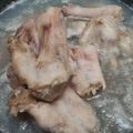 Cooksnap Zuraidah Abu Bakar semasa beliau membuat Sup Tulang Kambing Power.