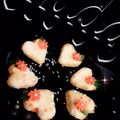 صورة من 🍓💞مطبخ ام ندى اماني🍓💞، شاركها بعد تجربة وصفة قلوب الأرز 👇