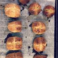 Cooksnap của Phuong Tracy khi họ làm theo món Bánh mì bơ tỏi sốt phô mai béo thơm 🧀🍞