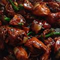 Cooksnap Nurul Fauzana semasa beliau membuat Ayam Kam Heong.
