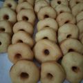 Cooksnap dari Desi Dresviana (IG : @chici_desi) untuk resep Donat maizena porsi banyak (No Telur)
