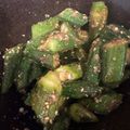 takuanne's cooksnap of when they made おくらの胡麻和え.