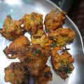 Mrs Viraj Prashant Vasavada's cooksnap of when they made મેથીના ગોટા (Methi Na Gota Recipe In Gujarati).