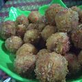 Cooksnap dari andn untuk resep Bola-Bola Rotis (roti sosis) cemilan simpel,murah meriah,enak