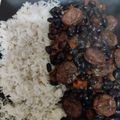 El cooksnap de Sindy Makarena Aguilar cuando hizo Guiso de porotos negros con longaniza.