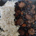 El cooksnap de Sindy Makarena Aguilar cuando hizo Guiso de porotos negros con longaniza.