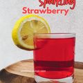 Cooksnap Mardiana Jaafar semasa beliau membuat Sparkling Strawberry Lemonade.