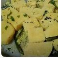 Smriti Saikia का कुकस्नैप जब उन्होंने इंस्टेंट रवा ढोकला (instant rava dhokla recipe in Hindi) बनाया था।