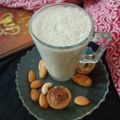 Rupa Tiwari का कुकस्नैप जब उन्होंने नवरात्रि स्पेशल बनाना ड्राई फ्रूट्स स्मूदी (Navratri Special Banana Dry Fruits Smoothie) बनाया था।