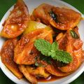 Rita Mehta ( Executive chef ) का कुकस्नैप जब उन्होंने नींबूका खट्टा मीठा अचार (Khatta Meetha Nimbu Achar Recipe in Hindi) बनाया था।