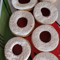 El cooksnap de Maria Arellano cuando hizo Galletas de mantequilla con mermelada de frambuesa.