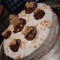 El cooksnap de Lara👩‍🍳 cuando hizo Bizcochuelo relleno, con dulce de leche, crema y duraznos.