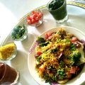 Shweta Shah's cooksnap of when they made સમોસા ચાટ (Samosa Chaat Recipe In Gujarati).