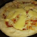 Cooksnap dari Mitriyani untuk resep Pizza Teflon Empuk Tanpa Tepung Protein Tinggi