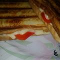 Cooksnap από Cannibal Leod στη συνταγή Τοστάκι με αυγουλάκι 🍳