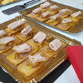 El cooksnap de Andrea Pt cuando hizo Canapés de mousse de pato con cebolla caramelizada y jamón de pavo ahumado.