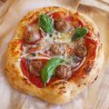 El cooksnap de Toni Martín cuando hizo Pizza v2 de butifarra y cebolla.