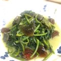 Tracy Lin 的 皮蛋炒地瓜葉 cooksnap