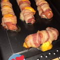 Juhász Vivien Cooksnap-ja, amikor elkészítette a(z) Baconnel és sajttal töltött virsli receptet.