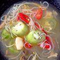 Cooksnap Hayati Hamdan semasa beliau membuat Petola Tumis Air.