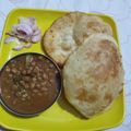 Rishu का कुकस्नैप जब उन्होंने पूरी छोले खीर(puri chole kheer recipe in hindi) बनाया था।