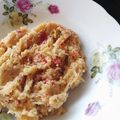 Cooksnap Julia ALeen Aireish semasa beliau membuat Sambal kelapa.