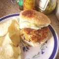 El cooksnap de Meme cuando hizo Hamburguesas de camarón.
