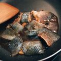 Hännäh Pän 的 瑪莉廚房：醬燒虱目魚皮 cooksnap