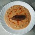 Gyuláné Sisa Cooksnap-ja, amikor elkészítette a(z) Babfőzelék (fagyasztott fejtett babból) zúzapörkölttel receptet.