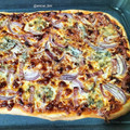 El cooksnap de Encar cuando hizo Pizza con bacon y cebolla frita al orégano.