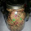 mnbombay's cooksnap of when they made Macs monster cookies.