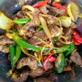 Cooksnap dari Khairunnisaid untuk resep Oseng Daging Cabe Ijo