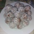 Sashegyi-Bezzeg Anita Cooksnap-ja, amikor elkészítette a(z) Kókuszgolyó receptet.