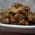 Sadaf Siddiqui's cooksnap of when they made Crispy Aloo, Palak aur Pyaaz ke pakoray.