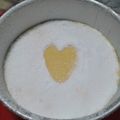 Cooksnap Adriana semasa beliau membuat Kek Keju Tiga Bahan.