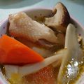 藍海冰心 的 紅蘿蔔香菇雞湯 cooksnap