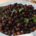 Sajida Perveen 786's cooksnap of when they made Chatpatay Kalay Chanay.