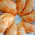 Neeta kamble का कुकस्नैप जब उन्होंने सूजी मावा करंजी(suji mawa karanji recipe in hindi) बनाया था।