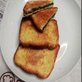 il Vania quando ha preparato Carrozzine con pane bianco, stracchino e zucchine