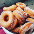 El cooksnap de Alejandra Villanueva cuando hizo Rosquitas y bolas de fraile para el mate.