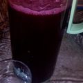 HALIMA MU'AZU aka Ummeetah's cooksnap of when they made Zobo drink.