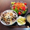 El cooksnap de 🇺🇾 𝓚𝔂𝓸 🇯🇵　🎉JPN-UY 100°ANIVERSARIO 🇺🇾🇯🇵EN 2021🎉 cuando hizo Tazón de arroz de carne asada Japonés ROSTOBIEF - DON 🇬🇧🇺🇾🇯🇵ローストビーフ丼.
