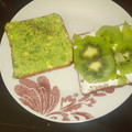 El cooksnap de Anahí Alonso cuando hizo Tostadas de aguacate y kiwi con queso philadelphia.
