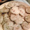 marinacm1990's cooksnap of when they made Deep fried pickles.
