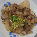 Cooksnap của Cau Hai khi họ làm theo món Su hào xào thịt ba rọi tóp mỡ