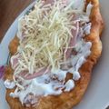 Zsanett Urbán Cooksnap-ja, amikor elkészítette a(z) Burgonyás lángos receptet.