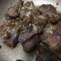 รูป Cooksnap ของ Nungruthai Jamnian เมื่อเขาทำ ซี่โครงหมูอ่อนทอดกระเทียมพริกไทย